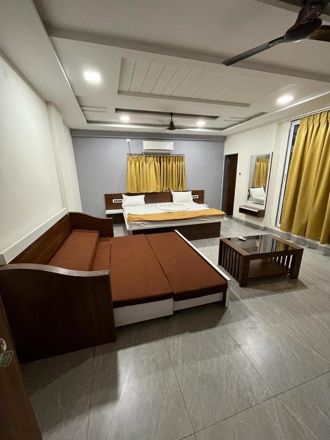 Sea View Beach Resort Alībāg Eksteriør bilde